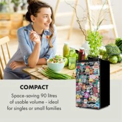 Cool Vibe Kühlschrank A+ 90 Liter VividArt Concept Manga-Style Schwarz -Küchenmaschinen Verkäufe 10033597 uk 0006 logo Klarstein Cool Vibe Kuehlschrank Manga Style schwarz